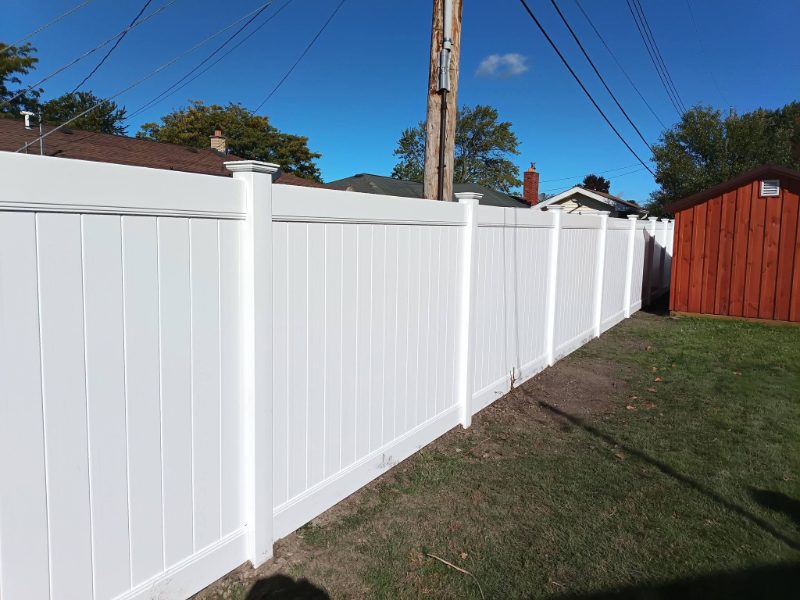 Vinyl Fences services in Beverly, Massachusetts