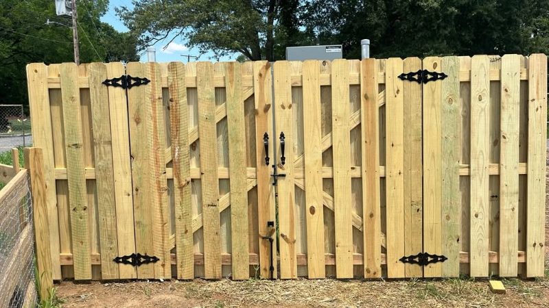 Wood Fences services in Beverly, Massachusetts